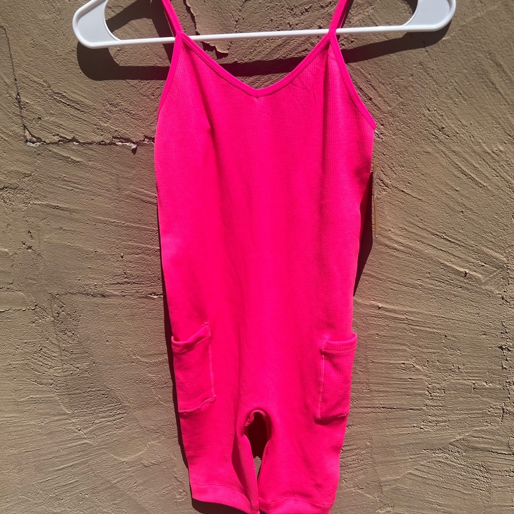 NWT Fuchsia Sleeveless Jumpsuit or Yoga - Exercise Outfit by Odiva Size S/M